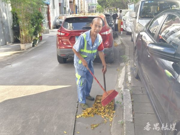 赢赢顺配资 高温“烤”验下，番禺户外劳动者坚守在一线