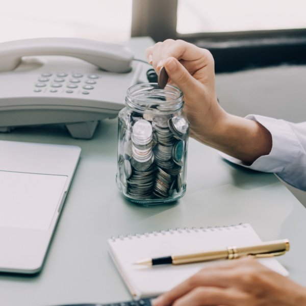 股巢网 小红书“拿下”支付牌照, 全资子公司收购东方支付, 最高月薪6万招聘支付业务后端开发